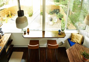 Apt3@Charles - Modern, Fun, Sun-Filled Loft
