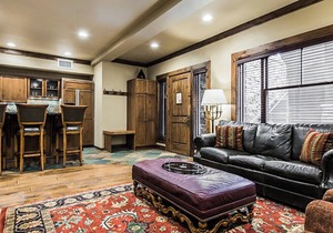 Aspen 1BR Condo prime location