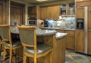 Aspen 1BR Condo prime location