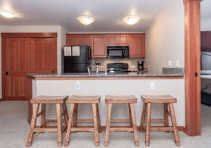 Available for Fall Getaways! Charming Condo at Grand Sierra Lodge with Shared Hot Tub and Pool!