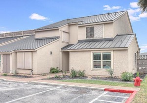 Bayhouse Condo
