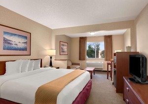 Baymont by Wyndham Golden/Red Rocks