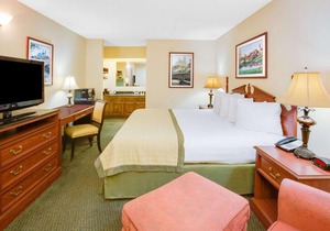 Baymont by Wyndham Ozark