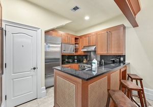 Bayside Gated Resort ~ Chef's Kitchen ~ Private Patio
