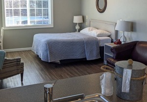 Beach Harbor Resort - Studio Cottage
