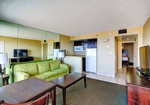 Beach Quarters Resort Oceanfront condo with Oceanfront balcony!
