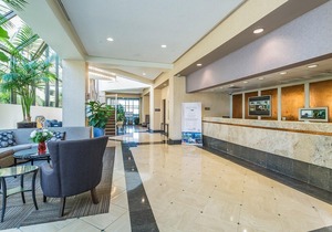 Beach Quarters Studio Oceanfront in Virginia Beach