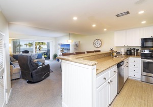 Beachfront Condo with Ocean View - Sandpiper 216