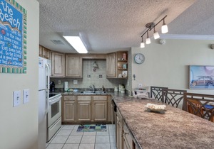 Beachfront Condo with Amazing Views!