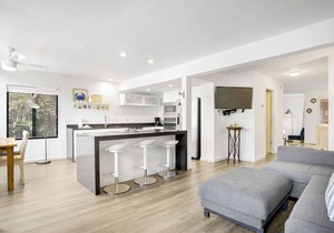 Beachwalk 125 - 3 Bedroom Renovated Townhouse