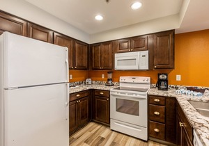 Beautiful Club Wyndham South Shore, 1 Bedroom Deluxe Suite