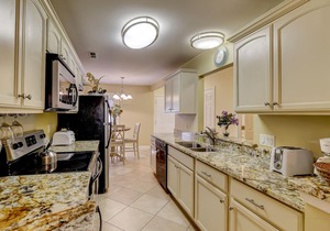 Beautifully remodeled villa w/WiFi, inviting porch & balconies - walk to beach