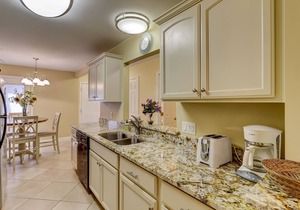 Beautifully remodeled villa w/WiFi, inviting porch & balconies - walk to beach