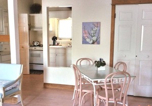 🌞Best Price in this Location🌞Views of Park with public beach & Church