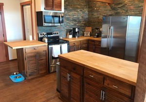 Big Sur Lodge-Style House in Carmel with PANORAMIC Ocean, Bay & Valley VIEWS!