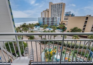 Breathtaking Ocean View Condo, Coral Beach Resort!