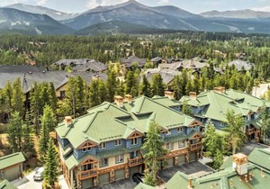 Breckenridge Condo Hot Tub Access and Close to Ski!