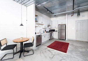 Brewery District Luxe 1BR Near Fiserv with Parking