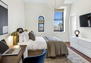 Brexton Hotel | Touchless Stunning Studio