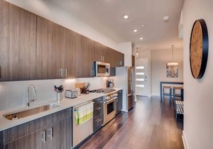 Capitol View Condos | Downtown Austin - Lone Star