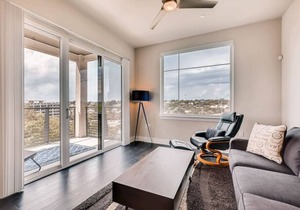 Capitol View Condos | Downtown Austin - Lone Star