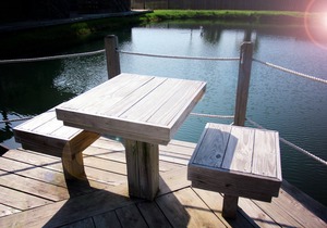 Charmimg Port Aransas Condo 2BR 2BTH overlooking the pool and tropical grounds