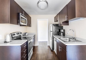 Charming Foster City 2BR w/Gym, Pool, W/D, near highways, by Blueground