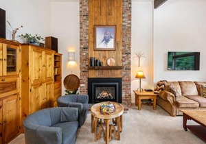 Christiania Condominiums- CoralTree Residence Collection