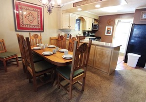 CJ Townhouse 22 - Near Fishing Ponds