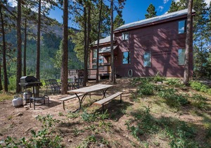 Cliff Side House - Amazing Views - Hot Tub -