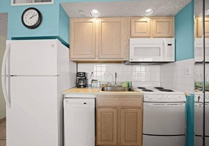 Coastal 1BR Condo w/Indoor Pool & Ocean Access