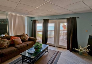 Condo ∙ 2 bedrooms ∙ 6 guests