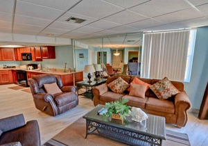 Condo ∙ 2 bedrooms ∙ 6 guests