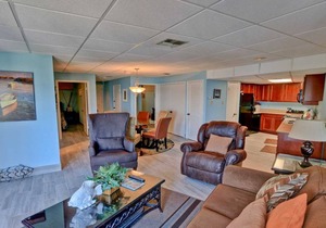 Condo ∙ 2 bedrooms ∙ 6 guests