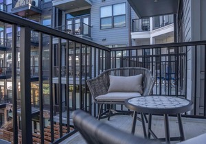 Condo in Downtown Nashville- 1bd/1bath-Sleeps 6