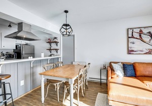 Condo w/Balcony & Views - Steps to Ski Shuttle!