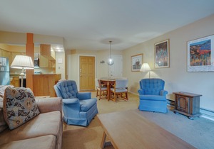 Condo with Covered parking two blocks from the Slopes!