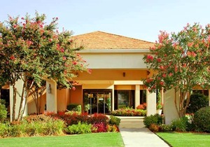 Courtyard by Marriott Memphis Airport