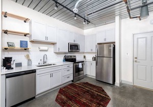 Cozy 1BR Close to Fiserv with Parking