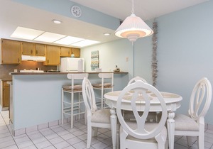 Cozy Beachfront Condo with Pool & Direct Beach Access!