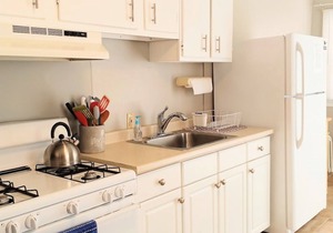 Cozy Brigantine beach house - 1st floor of duplex - 1 block to beach, near town!