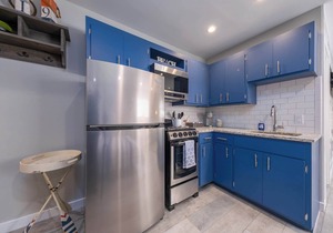 Cozy Suite Near Weko Beach and Warren Dunes
