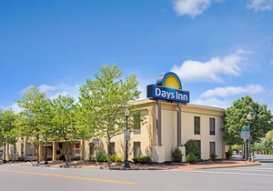 Days Inn by Wyndham Silver Spring