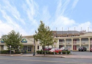 Days Inn by Wyndham Silver Spring