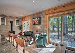 Dog-friendly Home near Crystal Mtn and Outdoor Rec!