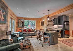 Dog-friendly Home near Crystal Mtn & Outdoor Rec!