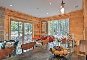 Dog-friendly Home near Crystal Mtn & Outdoor Rec!