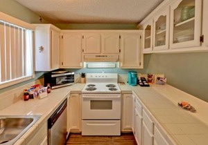 DOLPHIN 23 condo