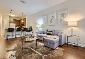 Downtown in the Gulch - Spacious 1bed/1bath - Stay like you Live here!