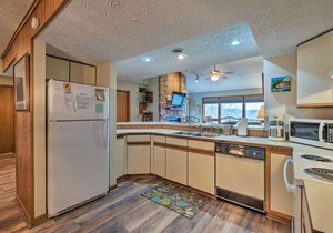 Dream View Condo *Family Friendly * close to all major attractions